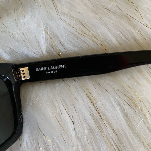 Saint Laurent Bold 1/F 007 - Picture 7 of 8